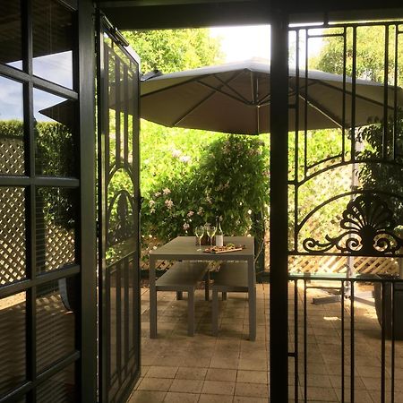 Wine&Roses Bed&Breakfast Adelaide Exterior foto